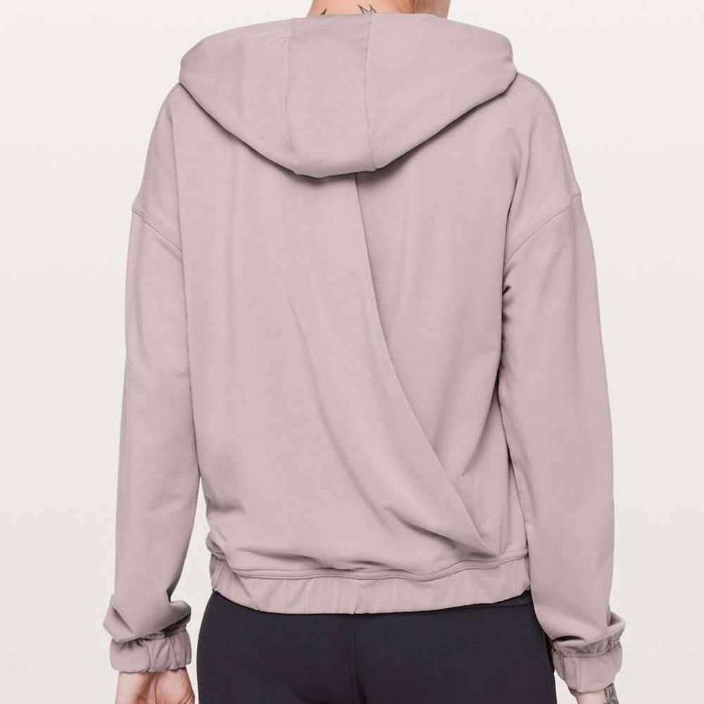 Lululemon Twisted & Tucked Pullover Smoky Blush